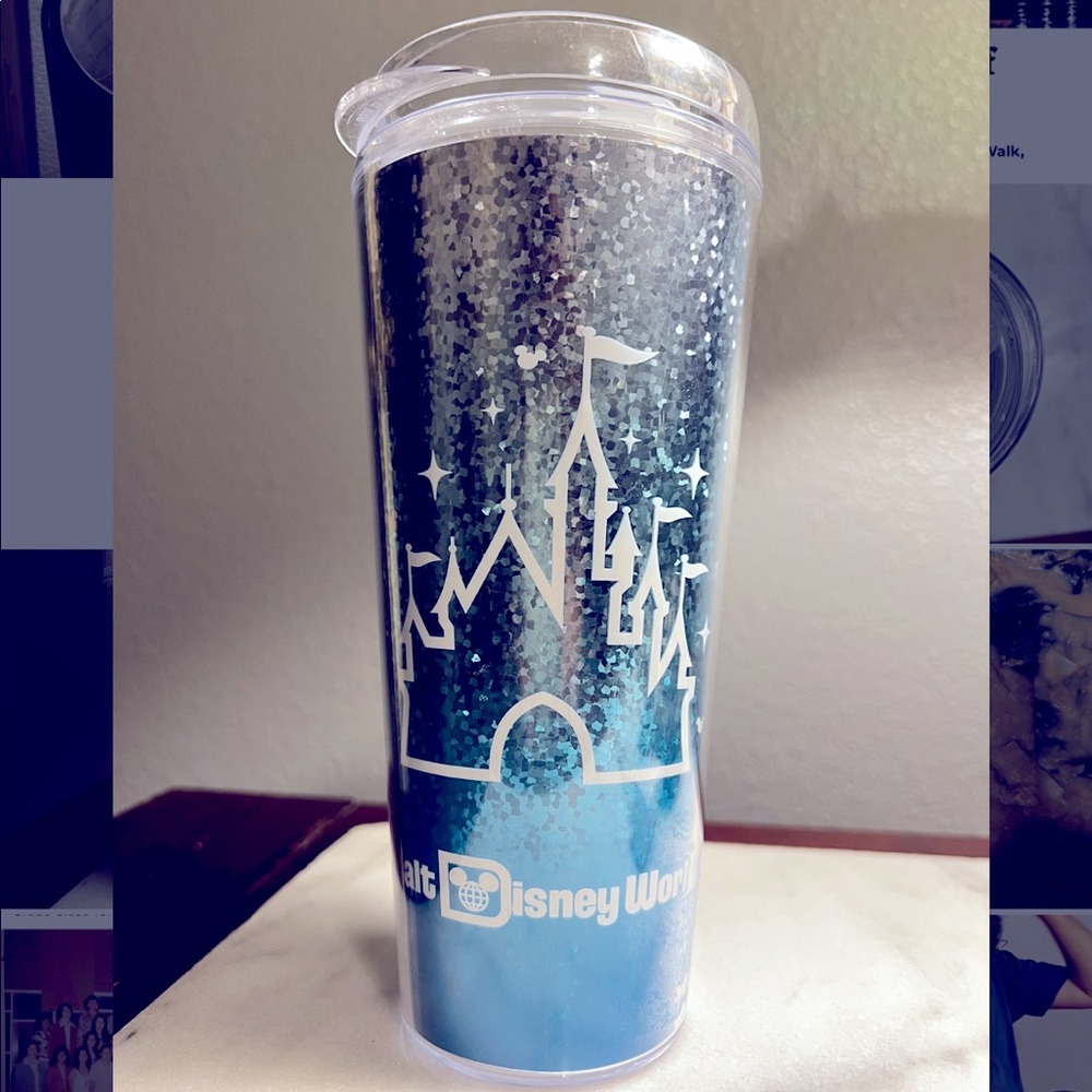 Walt Disney World Magic Kingdom Castle 22oz Glittery Teal Tumbler Cup! LN🖤